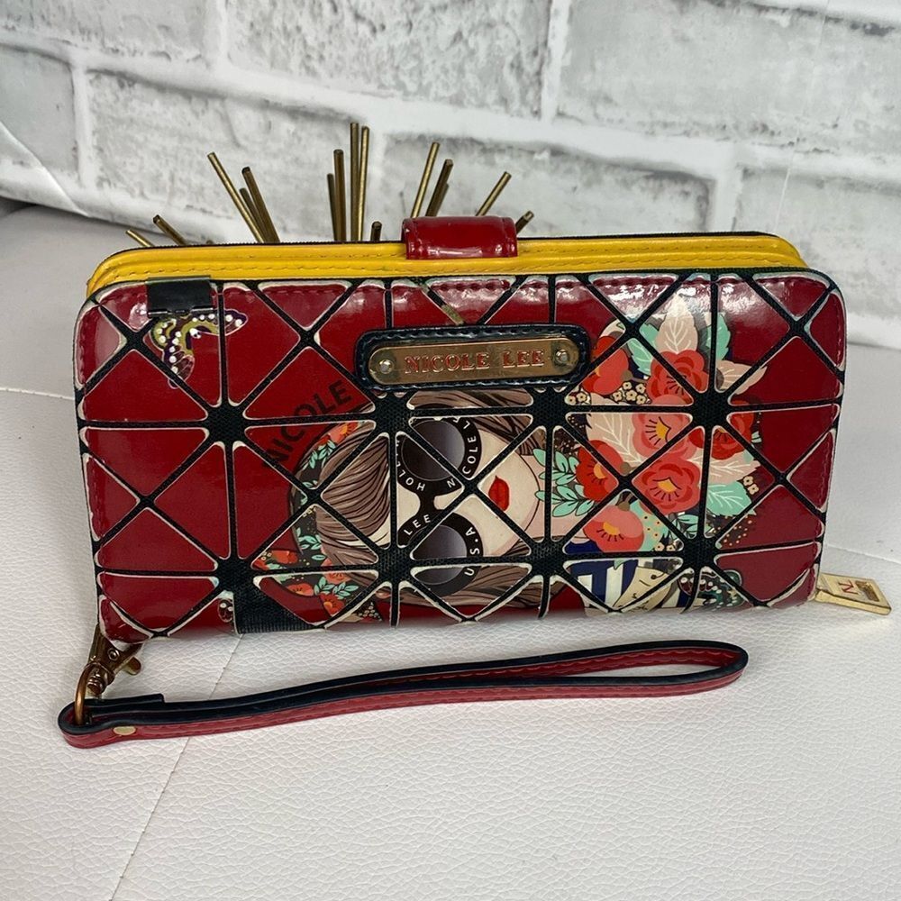 Nicole Lee Judith Loves Flowers Wristlet Wallet